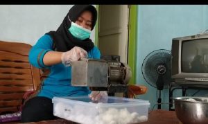 Bariyah, Hadirkan Getuk Nylekhito Resep Sang Nenek