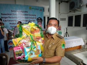 Pelaku UMKM Karawang Dapat Order 2.900 Parsel dari 14 Perusahan Industri