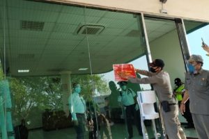 Disperindag Karawang  Perintahkan Penghentian Operasional Dua Pabrik, 40% Karyawan Positif Covid-19