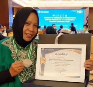 Yenny Ramadhani,  Kerajinan Rajutannya hingga Malaysia