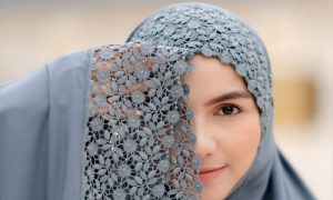 Tampil Nyaman dan Modis dengan Mukena Siti Khadijah