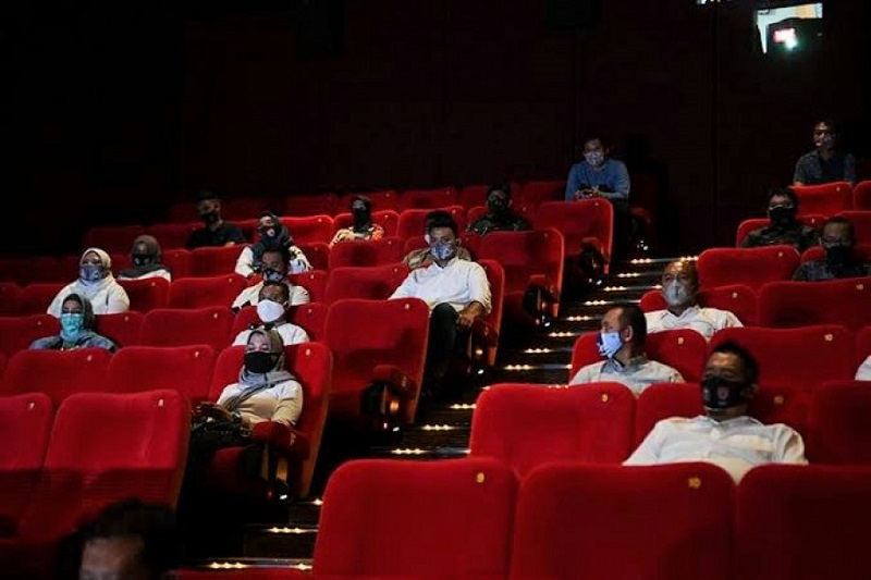 Pemerintah Izinkan Bioskop dan Tempat Ibadah  Beroperasi 100 Persen di Wilayah PPKM Level 1