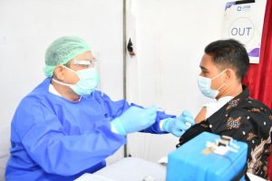 Kemenkes Tetapkan Jemaah Umrah Wajib Vaksinasi Meningitis 