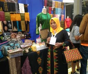 Surita Rahmadewi, Anak Petani Yang Jadi Pengusaha Bordir