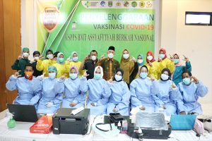 BMT ASSYAFIIYAH BN MENGGELAR VAKSINASI COVID-19 TAHAP PERTAMA