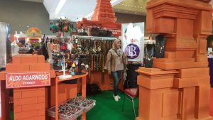 Dari Tulang dan Kayu Berserakan, Ela Marnia Buat Produk Kerajinan