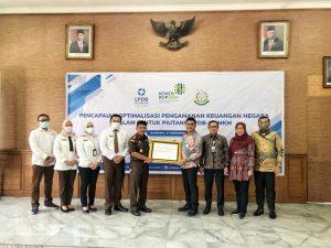 Kejari Bandung Amankan Piutang LPDB-KUMKM Senilai Rp4,9 Miliar