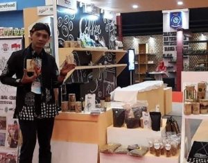 Yuri Dulloh, Awalnya Hanya 10 Batang Kopi