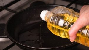 Harga Minyak Goreng  Tembus Rp20 Ribu Per Liter, Wamendag: Itu Mekanisme Pasar
