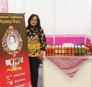 Minuman Tradisional Nyonya Wury, Estafet dari Sang Bunda