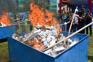 Cukai Naik, Rokok Ilegal (Biasanya) Menggeliat
