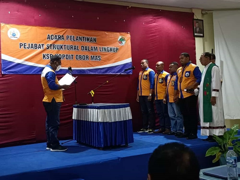 GM KSP Kopdit Obor Mas Lantik Manajer Area dan Tiga Manajer Cabang