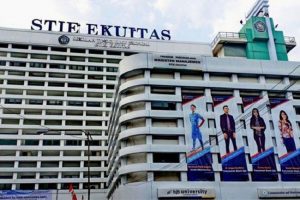 Dipecat, Dosen STIE Ekuitas Gugat Yayasan Rp50 Miliar