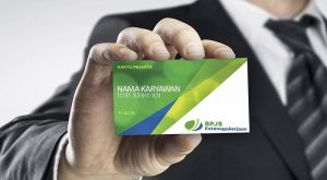 Kebijakan JHT Cair 56 Tahun, Buruh Menolak, Airlangga: Agar Jumlahnya Besar