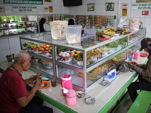 Kenaikan Harga Kedelai Berimbas pada Pelaku Usaha Kuliner Mikro