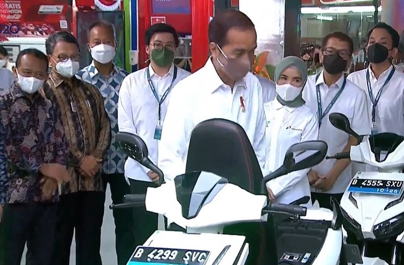 Wamendag Sebut Ekonomi Stabil Peluang Industri EV Berkembang Pesat