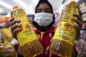 Pemerintah Resmi Cabut HET Minyak Goreng Kemasan