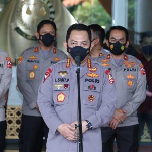 Kapolri Menangkap 19 Tersangka Kasus Kelangkaan BBM di 6 Wilayah