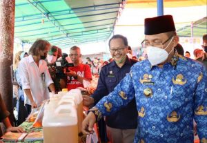 Kementan Gelar Pasar Tani Murah untuk Warga Ternate