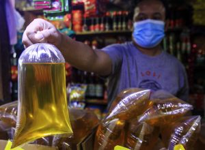 Minyak Goreng Curah di Pasar DKI Turun Harga di Rp22 Ribu per Kg