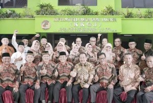 KKGJ Potret Heroisme Bisnis Para Guru SD