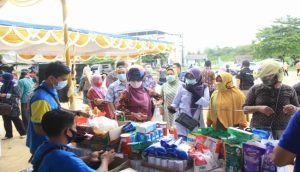 BUMN Gelar Pasar Murah di Pandeglang