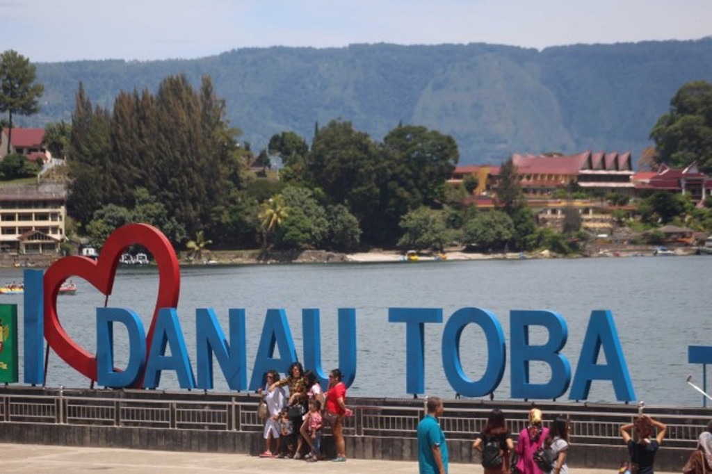 Masyarakat Ingatkan Pemerintah Serius Benahi Geopark Kaldera Toba