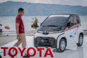 Menparekraf Apresiasi Penerapan Kendaraan Listrik di Wisata Pulau Samosir Sumut