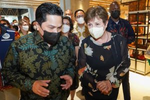 Menjaga Perekonomian Ditengah Guncangan Global