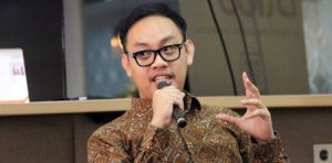 Penambahan Dana Bansos, Sinyal Kenaikan Harga BBM