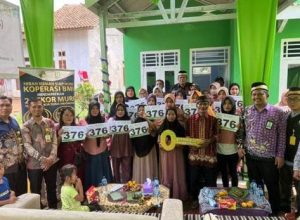 Kopsyah BMI Hibahkan Rumah untuk Anang dan Irah