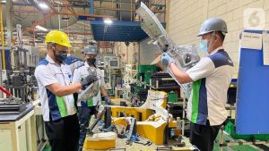 PMI Manufaktur Indonesia Tumbuh Positif
