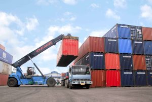 Neraca Perdagangan Indonesia Surplus 4,99 Miliar Dolar AS di September 2022