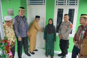 Kopsyah BMI Beri Rumah Gratis Ke 387 untuk Anong