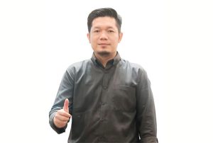 Mantan Bankir Yang Bangga Berkoperasi