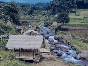 Kemenparekraf Dorong UMKM Desa Wisata Baros Bandung: Kembangkan Pariwisata dan Ekonomi Kreatif