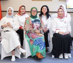 Yogiswari, Designer Berkarakter Hasilnya Mendunia
