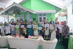 Giatkan Program Sosial, Kopsyah BMI Serahkan Dua Unit Rumah Gratis 399 Dan 400 Ke Warga Subang