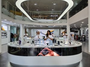 OPPO Hadirkan eXperience Store Terbesar di Kota Malang