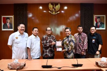 Sejahterakan Petani, KemenKopUKM Gandeng BI dan Pemkab Brebes Kendalikan Inflasi Pangan