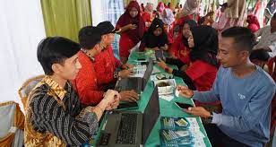 Dorong Produksi Perekonomian Nelayan, KKP Fasilitasi Istri Nelayan Pengolah Ikan