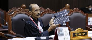 MK Diminta Tetapkan STNK dan TNKB Berlaku Selamanya