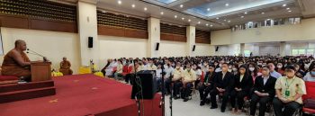 Suasana Waisak Puja 2567 di Pluit Dharma Sukha Berlangsung Khidmat