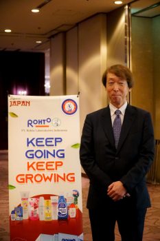 Pertahankan Kualitas Produknya, Rohto Kembangkan Inovasinya di Pusat Research & Development