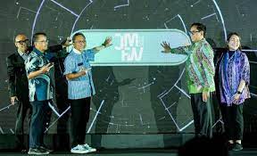 Mendag Luncurkan JMFW 2024, Indonesia Tampilkan Fesyen Muslim Terbaik