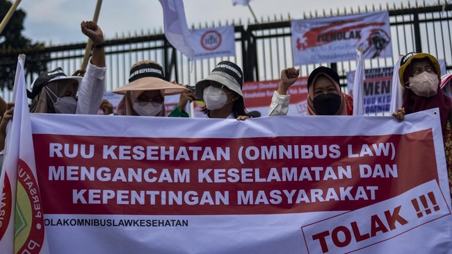 RUU Kesehatan Disahkan 5 Organisasi Profesi Ancam Ajukan ke MK