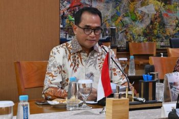 Tingkatkan Minat Masyarakat ke Angkutan Massal, Menhub Apresiasi Program Promo Tarif