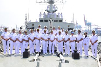 Dansatsurvei Pimpin Sertijab Komandan KRI Dewa Kembar-932