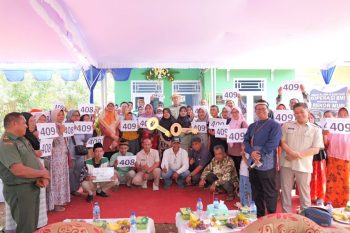 Kopsyah BMI Berikan Rumah Gratis Ke 408 & 409 Kepada Buruh Cuci dan Penarik Becak Asal Subang