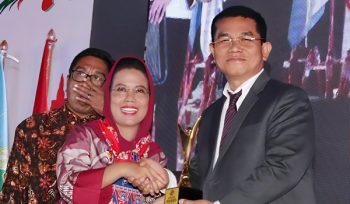 KMM Raih Penghargaan Koperasi dengan Sebaran Kantor Terbanyak